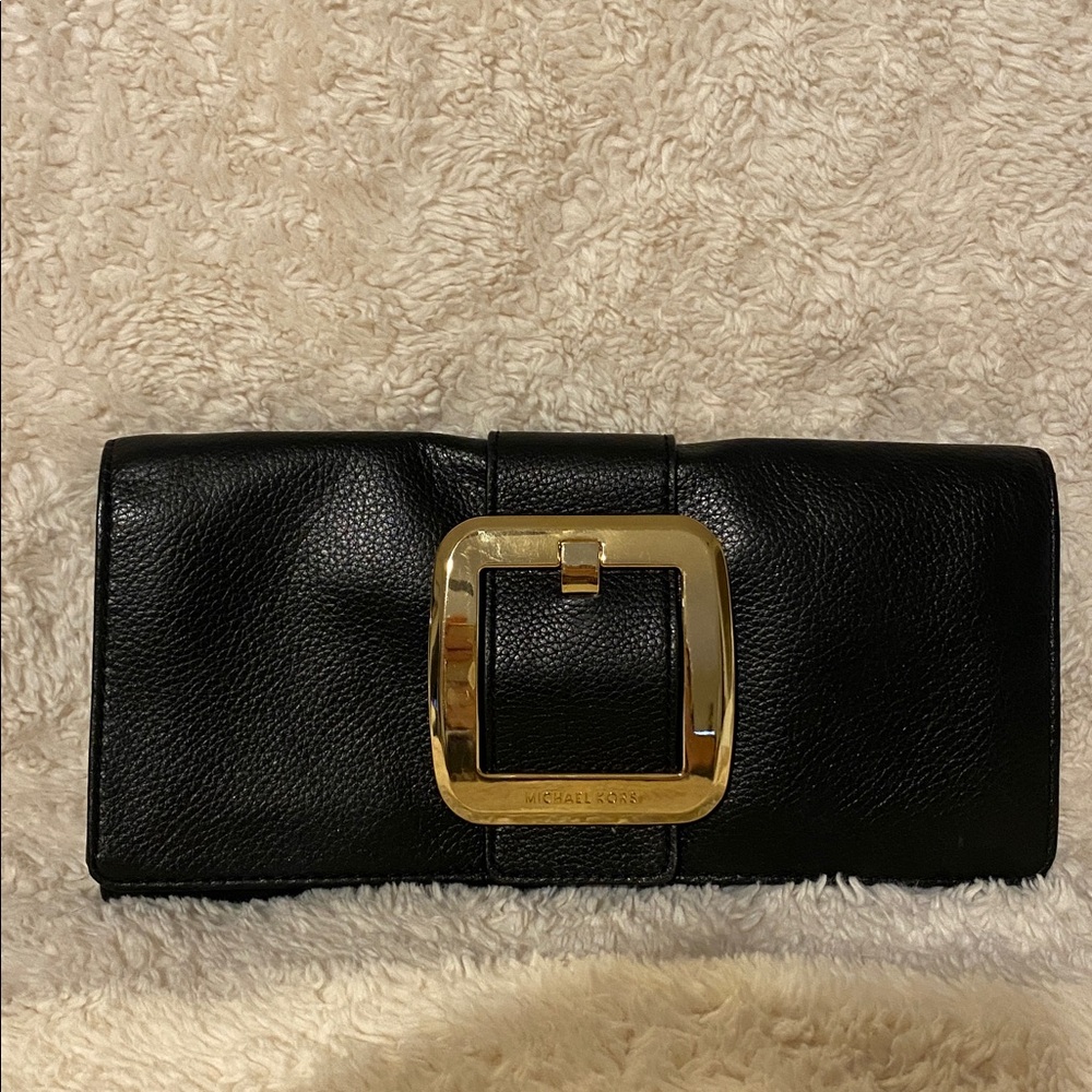 ♥️ 💄 Michael Kors Black Clutch with Gold Accent